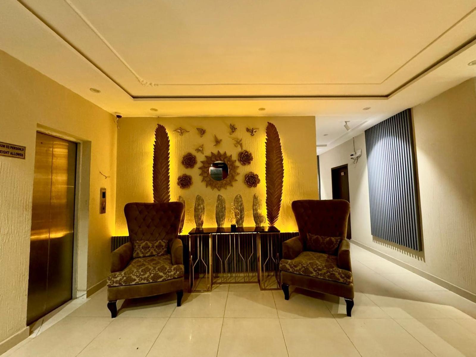 Shelton Boulevard Hotel Lahor Kültér fotó