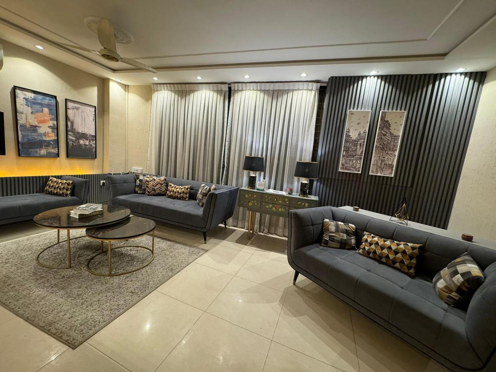 Shelton Boulevard Hotel Lahor Kültér fotó